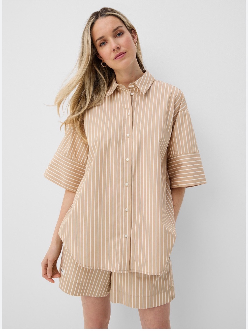 Soaked in Luxury Kaily tan striped boxy cotton shirt short sleeve top s small